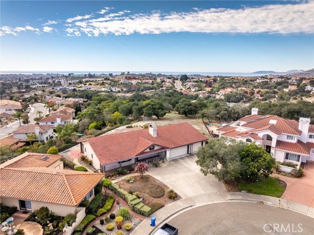 Detail Gallery Image 2 of 39 For 441 Emerald Bay Dr, Arroyo Grande,  CA 93420 - 2 Beds | 2/1 Baths