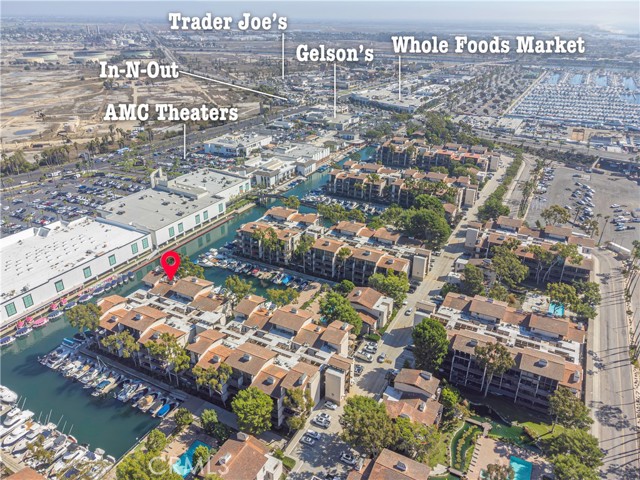 Detail Gallery Image 2 of 28 For 6336 Marina Pacifica, Long Beach,  CA 90803 - 2 Beds | 2/1 Baths