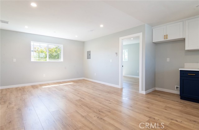3468 W 71st, Los Angeles CA: https://media.crmls.org/medias/5de15580-cf85-4ff3-b1d5-9206d4ac8991.jpg