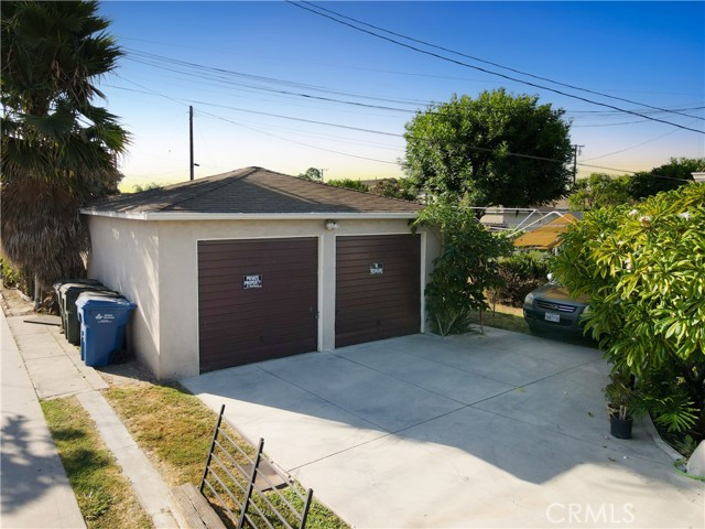 Detail Gallery Image 8 of 14 For 11832 Brookshire Ave, Downey,  CA 90241 - – Beds | – Baths