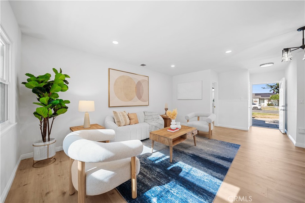 5de29da9 8d4c 42a7 8d7f E8ca134fd92f