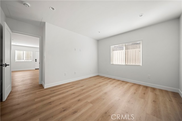 Detail Gallery Image 9 of 27 For 10323 Eldora, Sunland,  CA 91040 - 5 Beds | 4 Baths