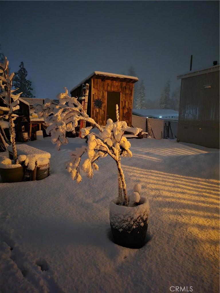 https://media.crmls.org/medias/5de42569-8573-4cef-9240-21dbbd512d7c.jpg?preset=X-Large