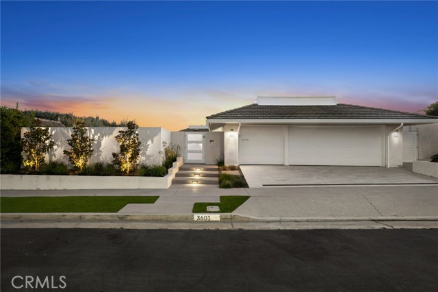 Detail Gallery Image 54 of 58 For 3601 Seabreeze Ln, Corona Del Mar,  CA 92625 - 4 Beds | 2/1 Baths