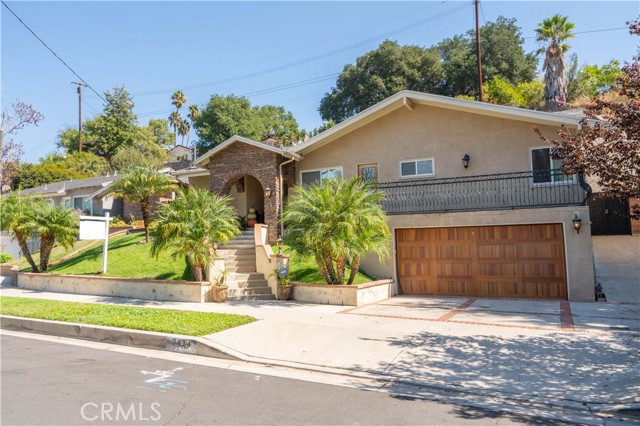 Image 3 of 31 For 9434 Mclennan Avenue