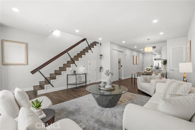 Detail Gallery Image 4 of 43 For 1401 Mission St #208,  South Pasadena,  CA 91030 - 2 Beds | 2/1 Baths