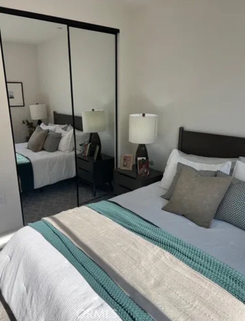 6719 Sepulveda Boulevard, Van Nuys CA: https://media.crmls.org/medias/5de6577a-f8e7-4f86-b44a-f9bc608ba661.jpg