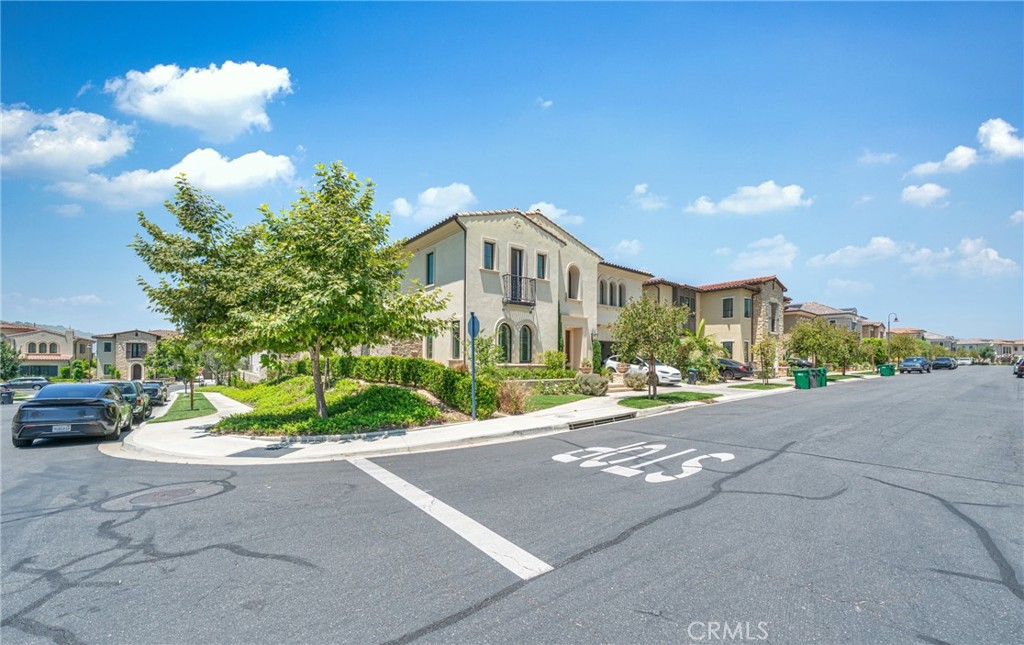 MLS #OC26138633 image #3