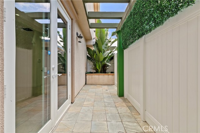 Detail Gallery Image 22 of 50 For 333 Milford #105,  Glendale,  CA 91203 - 2 Beds | 3 Baths