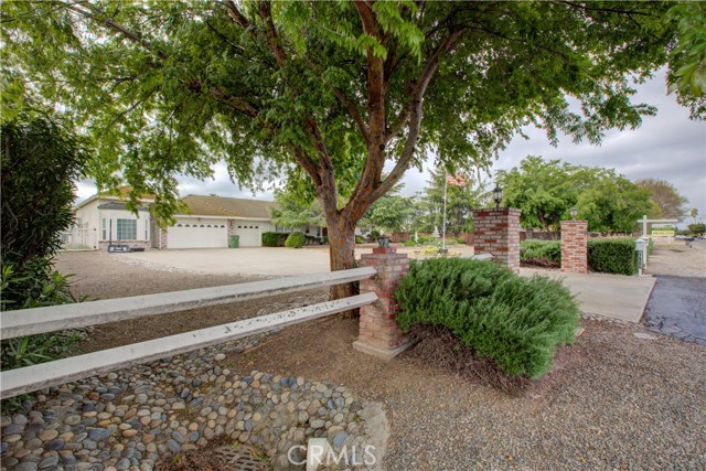 Detail Gallery Image 17 of 23 For 7906 W Bates Rd, Tracy,  CA 95304 - 5 Beds | 4/1 Baths