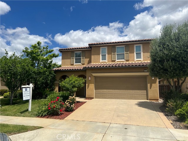 38780 Amateur Way, Beaumont CA: https://media.crmls.org/medias/5de99204-e9d9-4282-8a60-461297c26faa.jpg