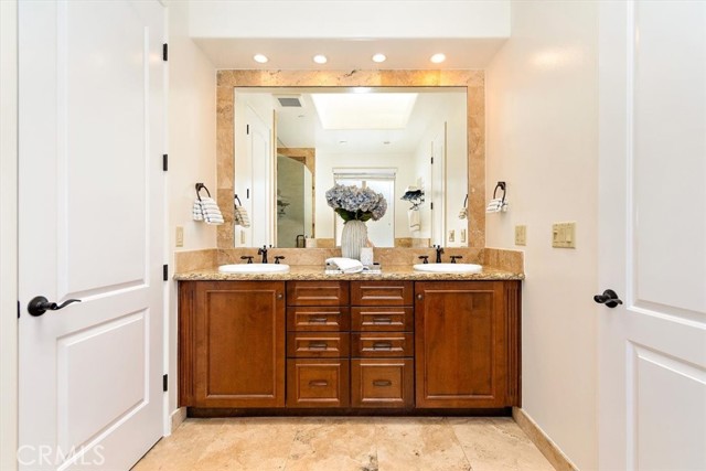 2409 Rockefeller Lane, Redondo Beach, California 90278, 4 Bedrooms Bedrooms, ,3 BathroomsBathrooms,Residential,Sold,Rockefeller,SB23118431