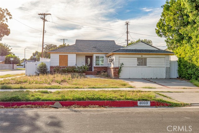 Detail Gallery Image 1 of 1 For 8003 Aldea Ave, Van Nuys,  CA 91406 - 3 Beds | 2 Baths