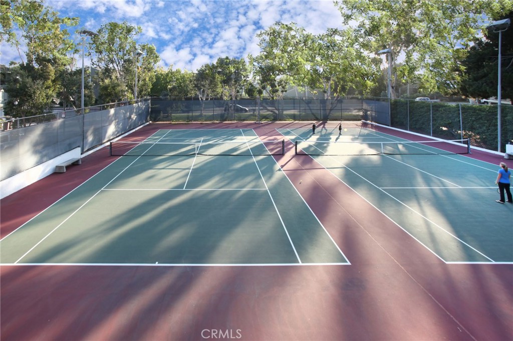 MLS #OC25258782 image #43