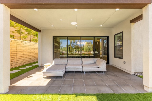 Detail Gallery Image 61 of 75 For 27 Alessio, Lake Forest,  CA 92630 - 5 Beds | 4/2 Baths