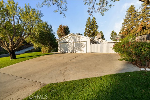 Detail Gallery Image 5 of 47 For 4201 Flintridge Dr, Bakersfield,  CA 93306 - 4 Beds | 3 Baths