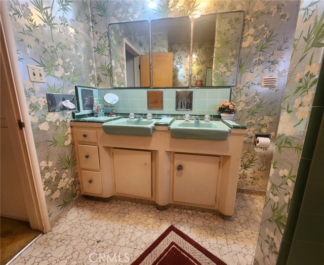 Detail Gallery Image 32 of 38 For 1091 Citrus Dr, La Habra,  CA 90631 - 4 Beds | 2/1 Baths