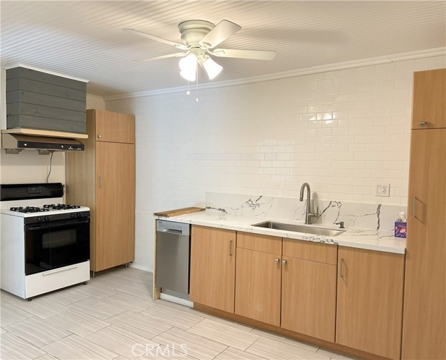 Detail Gallery Image 8 of 17 For 3427 Burton Ave, Rosemead,  CA 91770 - 2 Beds | 1 Baths