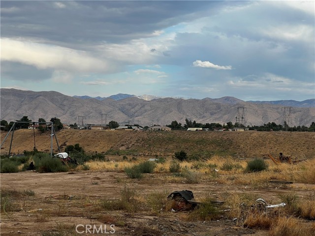 Detail Gallery Image 24 of 36 For 7795 E Ave, Hesperia,  CA 92345 - 4 Beds | 2/1 Baths
