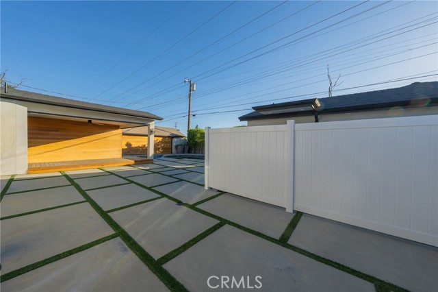 Detail Gallery Image 9 of 16 For 7719 Rhodes, North Hollywood,  CA 91605 - 3 Beds | 2 Baths