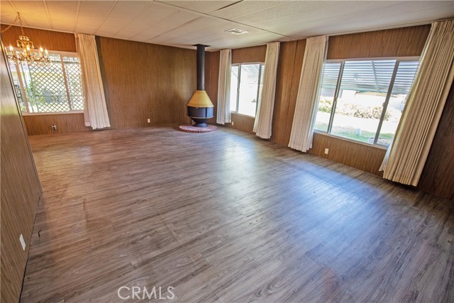 Bright living room with fireplace