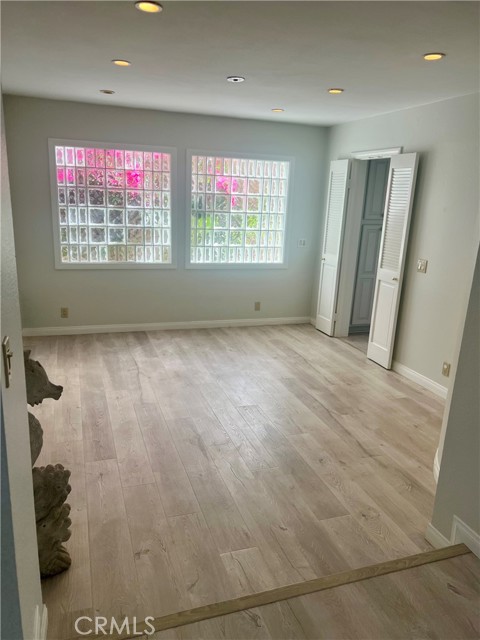 Detail Gallery Image 8 of 29 For 5018 Evanwood Ave, Oak Park,  CA 91377 - 4 Beds | 2/1 Baths