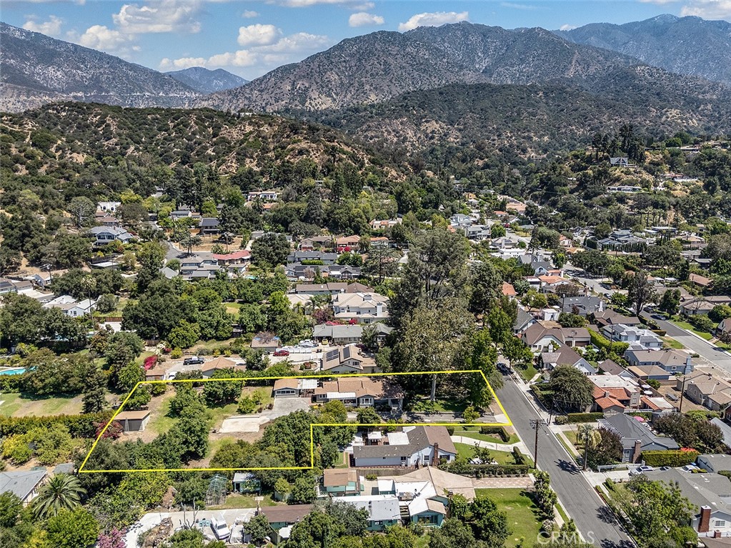https://media.crmls.org/medias/5dee9911-e3d9-4e5b-8ea4-b49f2e4337db.jpg?preset=X-Large