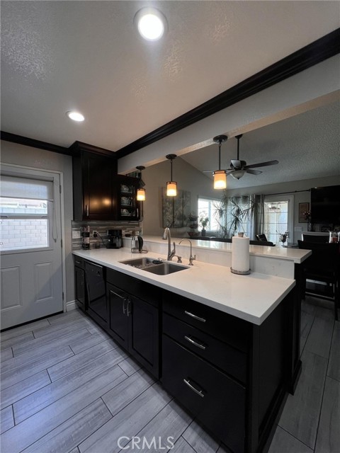 Detail Gallery Image 11 of 48 For 591 N Smoke Tree, Rialto,  CA 92376 - 3 Beds | 2 Baths