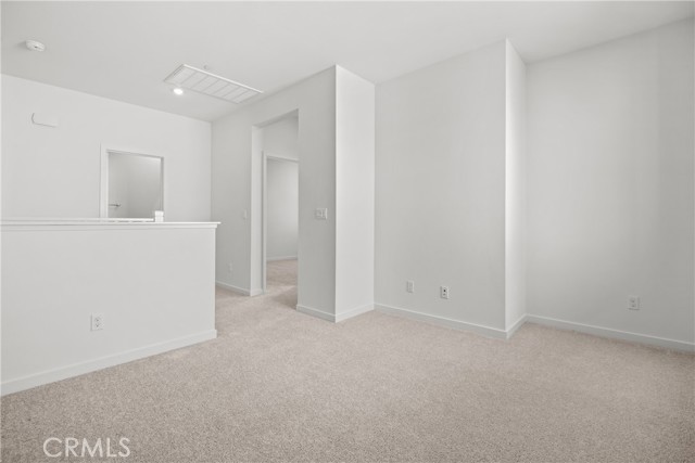 Detail Gallery Image 8 of 31 For 15907 Blue Copper Way, Fontana,  CA 92336 - 4 Beds | 2/1 Baths