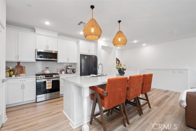 Image 13 of 51 For 242 Niebla Ln