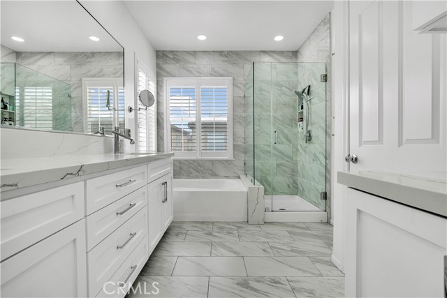Detail Gallery Image 14 of 37 For 4126 Spencer St, Torrance,  CA 90503 - 3 Beds | 2/1 Baths