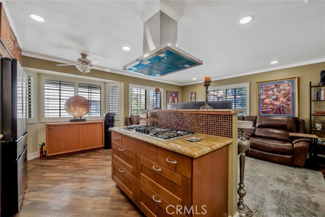 3548 Mission Mesa Way, San Diego, California 92120, 2 Bedrooms Bedrooms, ,3 BathroomsBathrooms,Residential,For Sale,Mission Mesa Way,RS24127529