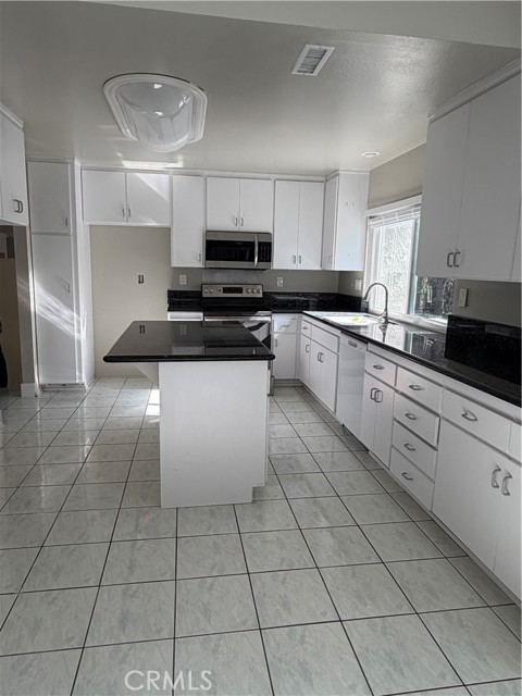 Front Image Thumbnail for CRSB26022036