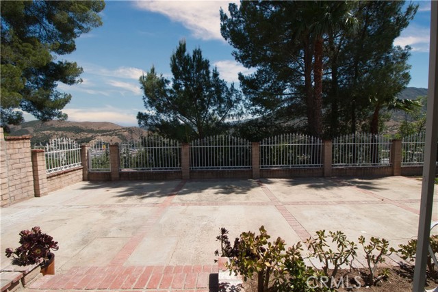 Detail Gallery Image 15 of 25 For 29264 Deep Shadow Dr, Agoura Hills,  CA 91301 - 4 Beds | 3 Baths