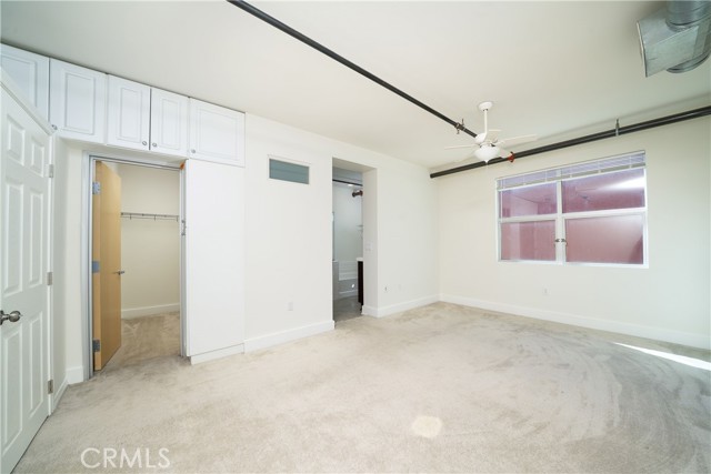 937 E Santa Ana Boulevard, Santa Ana CA: https://media.crmls.org/medias/5df25c42-aca7-4e2a-a8b0-c4cb3900fc9b.jpg