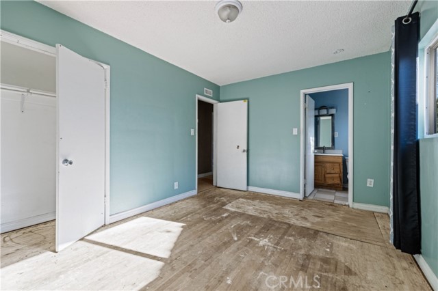 Detail Gallery Image 15 of 21 For 8544 Noble Ave, North Hills,  CA 91343 - 3 Beds | 2 Baths