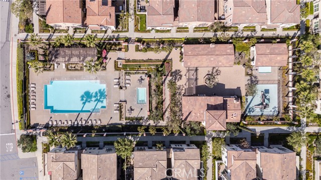11220 Paseo Sonesta, Porter Ranch CA: https://media.crmls.org/medias/5df35fb2-d56c-434c-9086-3411be53d59e.jpg