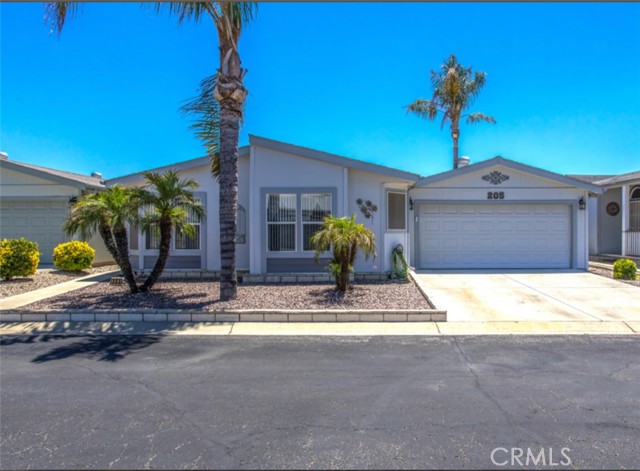 Image 2 for 1250 N Kirby St #205, Hemet, CA 92545