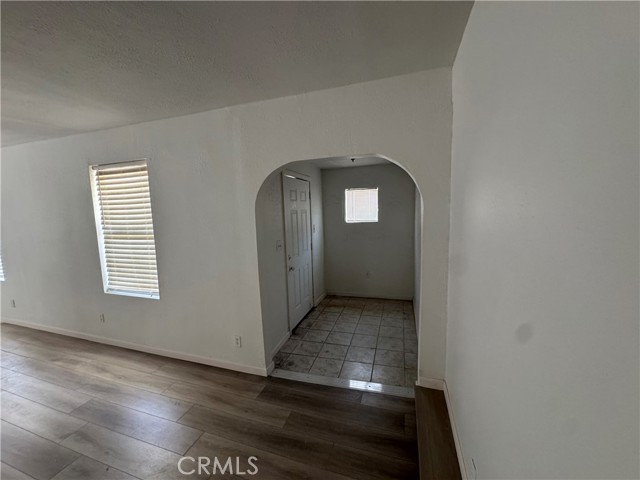 Detail Gallery Image 2 of 28 For 42750 Orchid, Hinkley,  CA 92347 - 4 Beds | 2 Baths