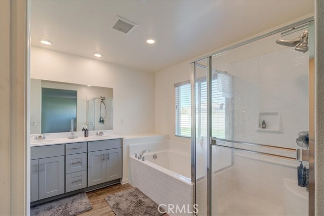 Detail Gallery Image 11 of 14 For 26602 Calle Cantera, Menifee,  CA 92585 - 5 Beds | 2 Baths