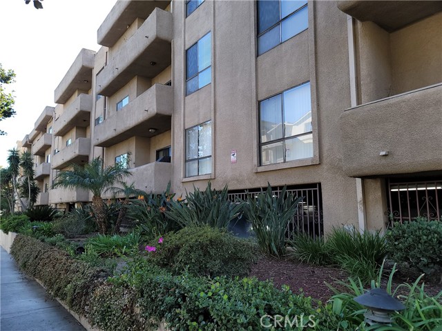 1727 S.Bentley Ave #108, Los Angeles, CA 90025