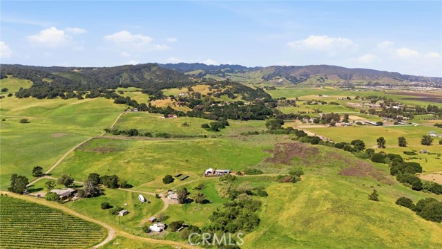 Detail Gallery Image 10 of 54 For 5350 Davenport Creek Rd, San Luis Obispo,  CA 93401 - 4 Beds | 3 Baths