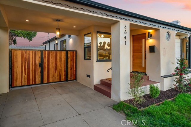 Detail Gallery Image 5 of 50 For 3641 Somerset, Los Angeles,  CA 90016 - 3 Beds | 2 Baths