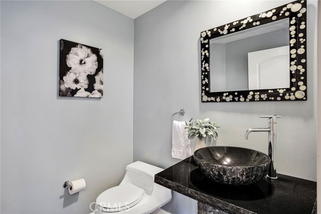 Detail Gallery Image 33 of 57 For 14721 Round Valley Dr, Sherman Oaks,  CA 91403 - 5 Beds | 4/2 Baths