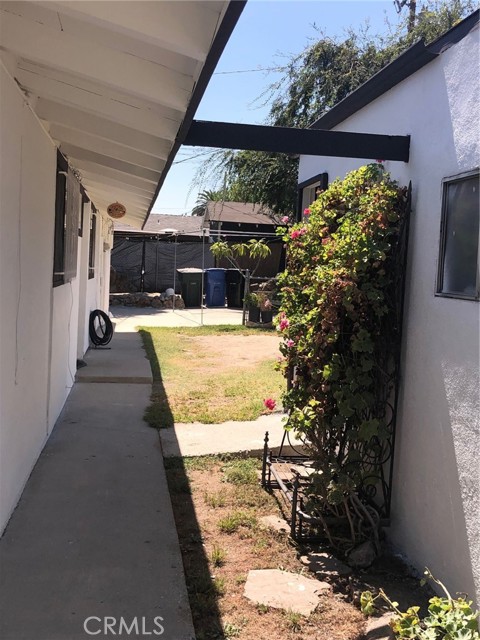 Image 3 for 2216 Carlton Ave, Pomona, CA 91768