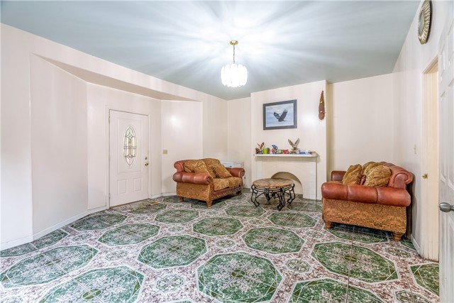 Detail Gallery Image 7 of 54 For 1340 1342 W 25th, Los Angeles,  CA 90007 - – Beds | – Baths