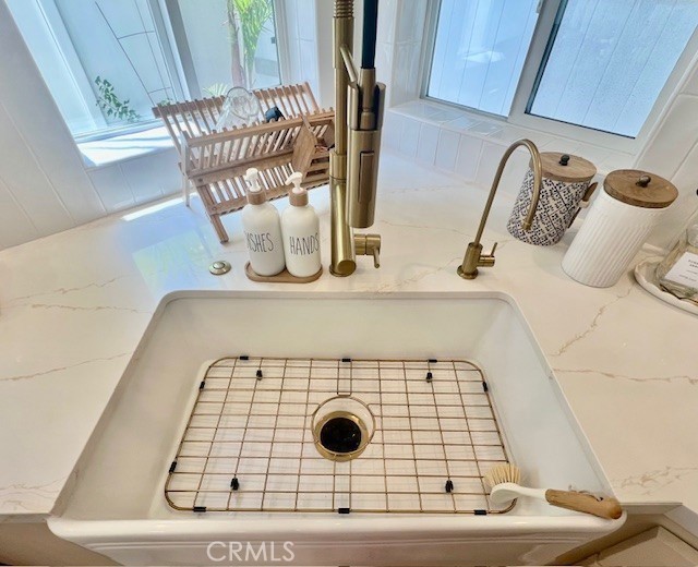 Detail Gallery Image 15 of 51 For 201 Tremont Dr, Newport Beach,  CA 92660 - 3 Beds | 2/1 Baths