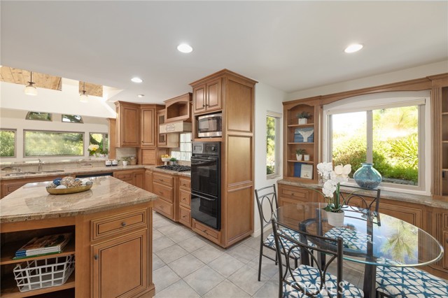 Kitchen Breakfast Nook