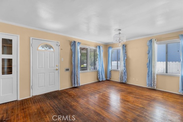 Detail Gallery Image 5 of 20 For 5943 Gardenia Ave, Long Beach,  CA 90805 - 2 Beds | 1 Baths