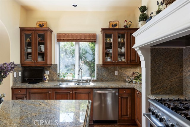 Detail Gallery Image 26 of 72 For 35 Calle Careyes, San Clemente,  CA 92673 - 6 Beds | 5/2 Baths